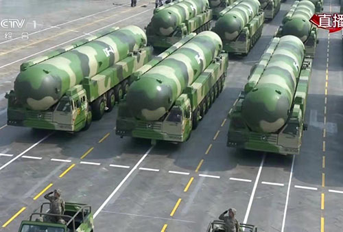 上?；垓v分享閱兵圖片