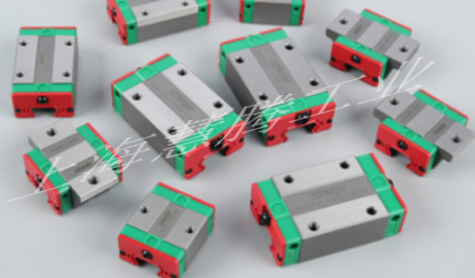 直線(xiàn)導(dǎo)軌